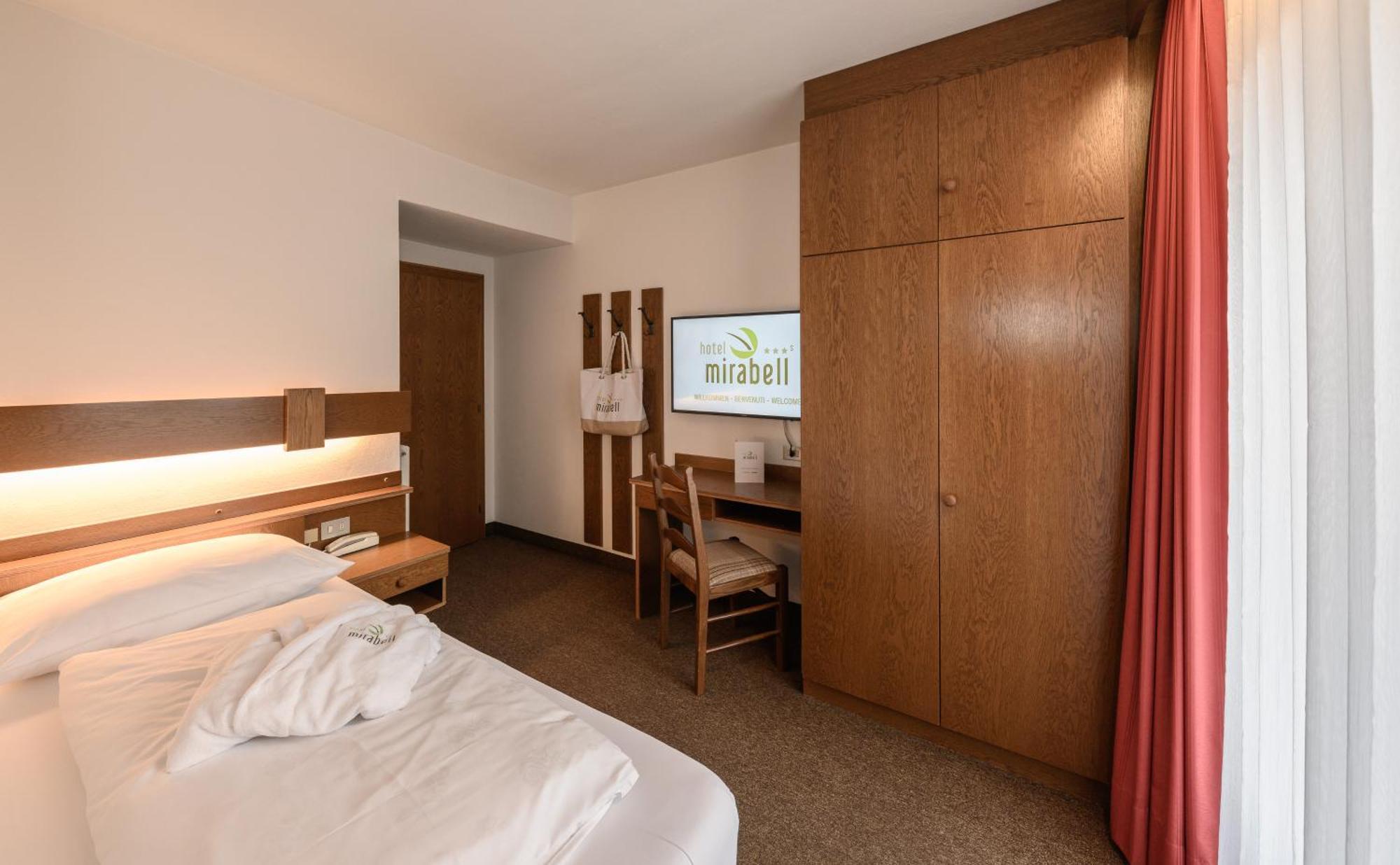 Hotel Mirabell Campo Tures Bagian luar foto
